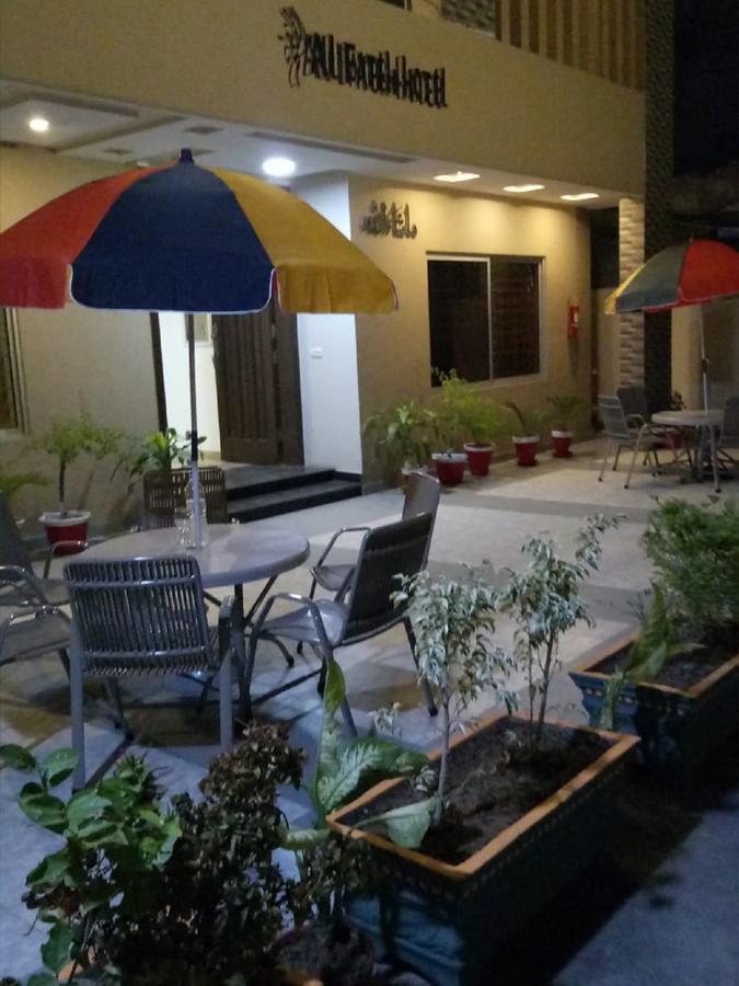 Al-Fateh Hotel Лахор Екстериор снимка